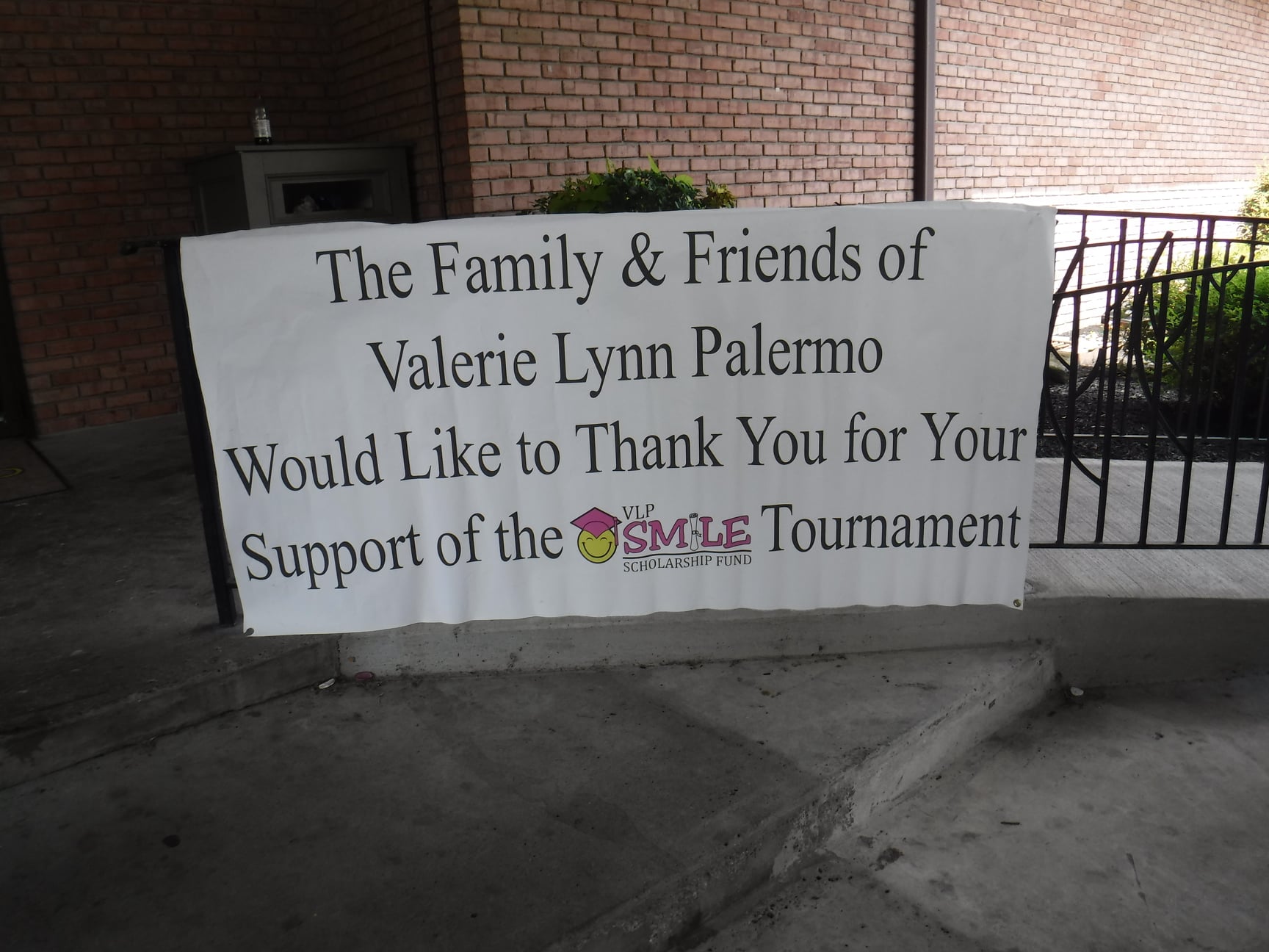 golf-tournament-sign