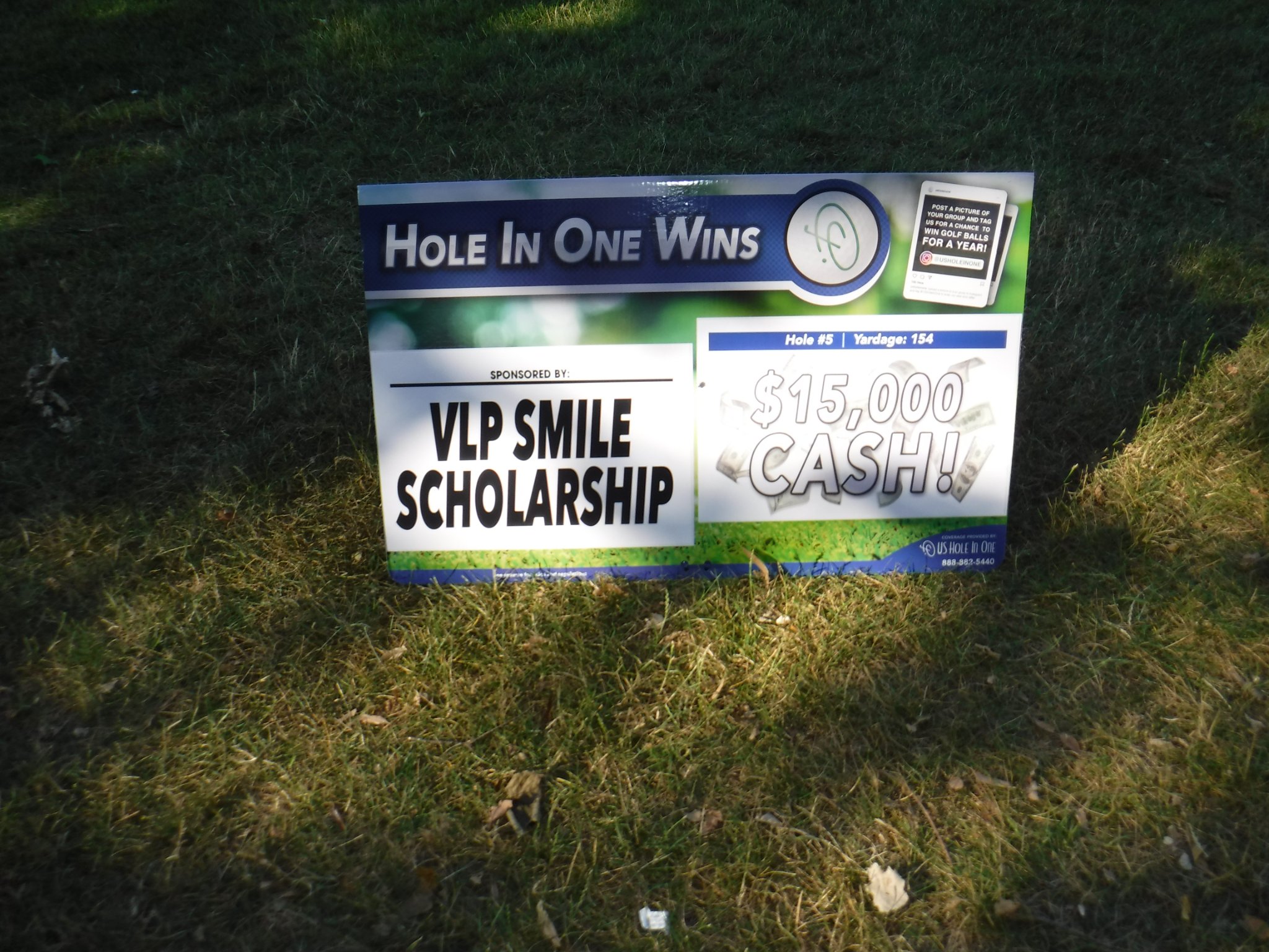 hole-in-one-sign